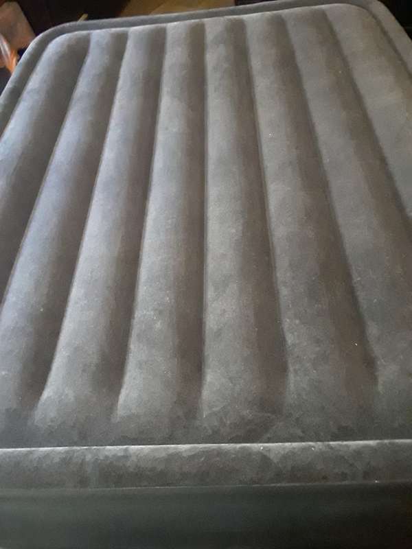 AIR BED