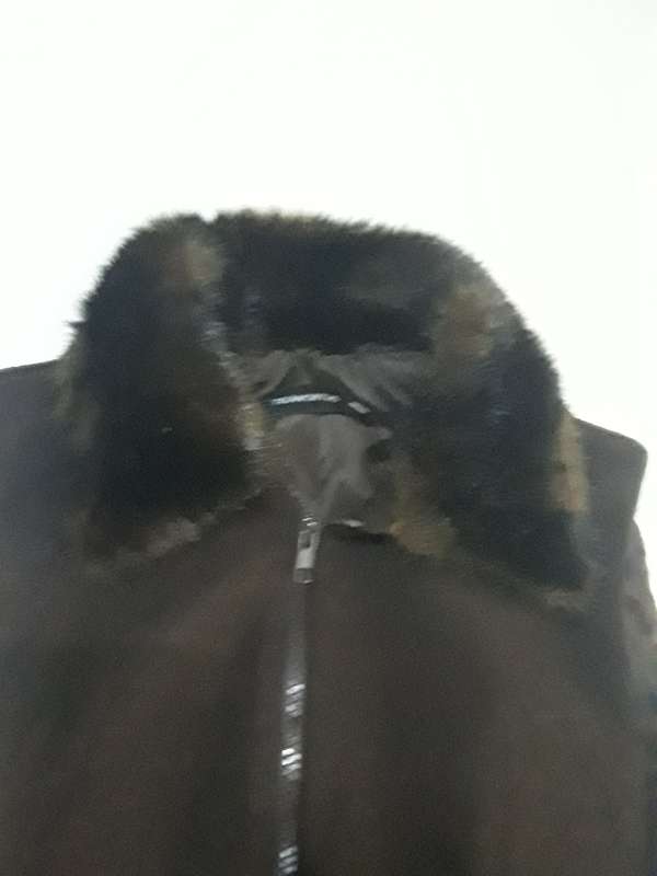 BROWN COAT WITH FURR COLLAR