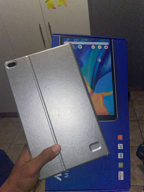 Mecer M17QF7-4G Tablet