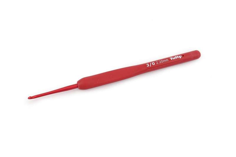 Tulip Etimo Red Softgrip Crochet Hook (2.20mm) Rubber Handle