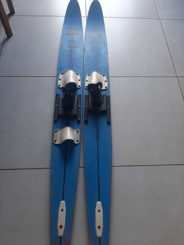 Ski