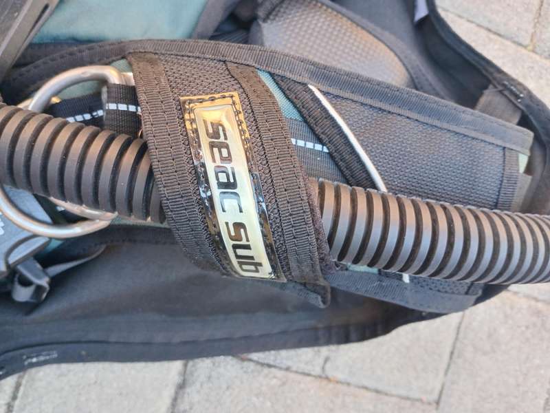 Diving equipment