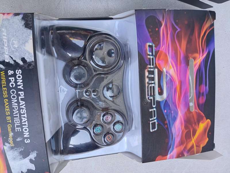 Gaming controller