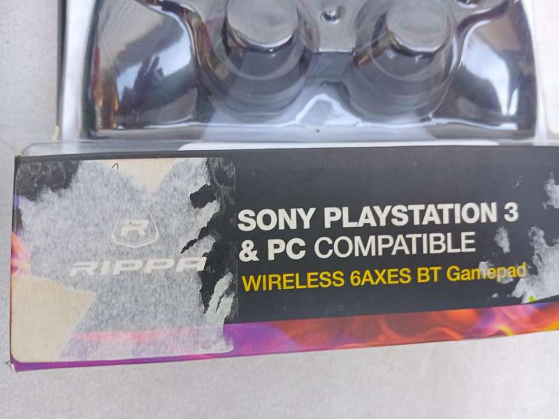 Gaming controller