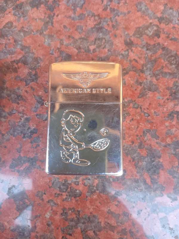Zippo like lighter