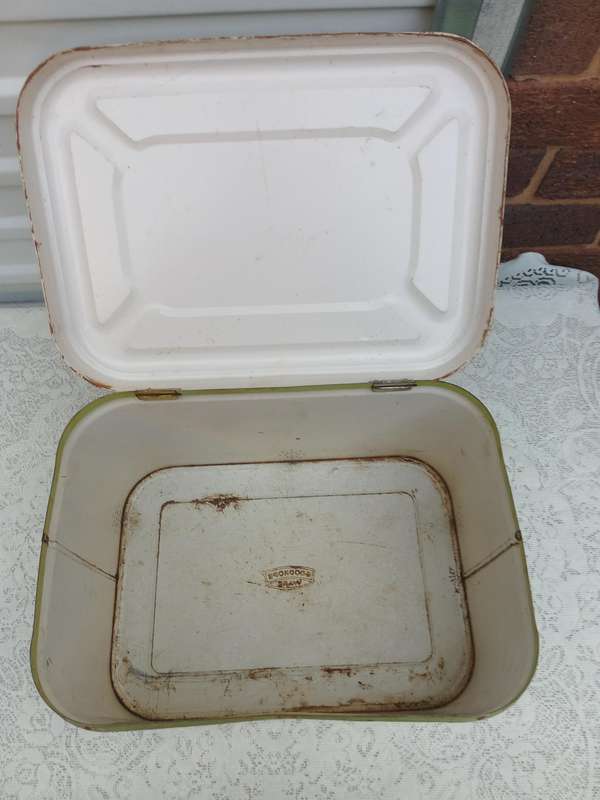 Vintage good hope bread bin