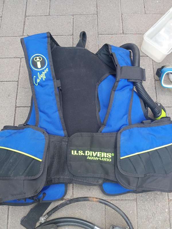 Diving equipment