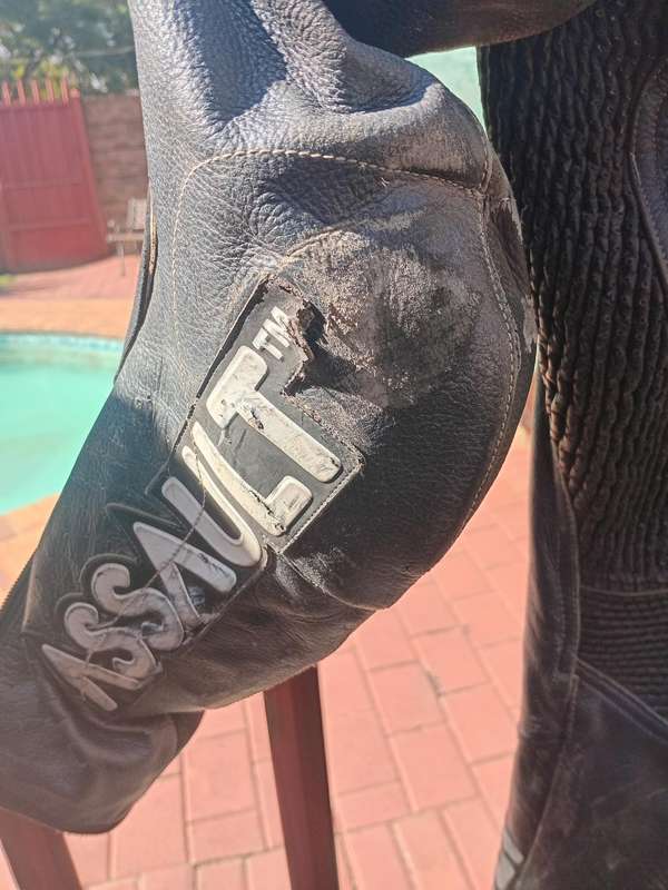 Assault racing suit
