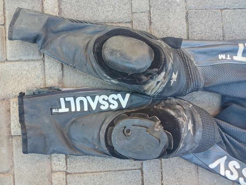 Assault racing suit