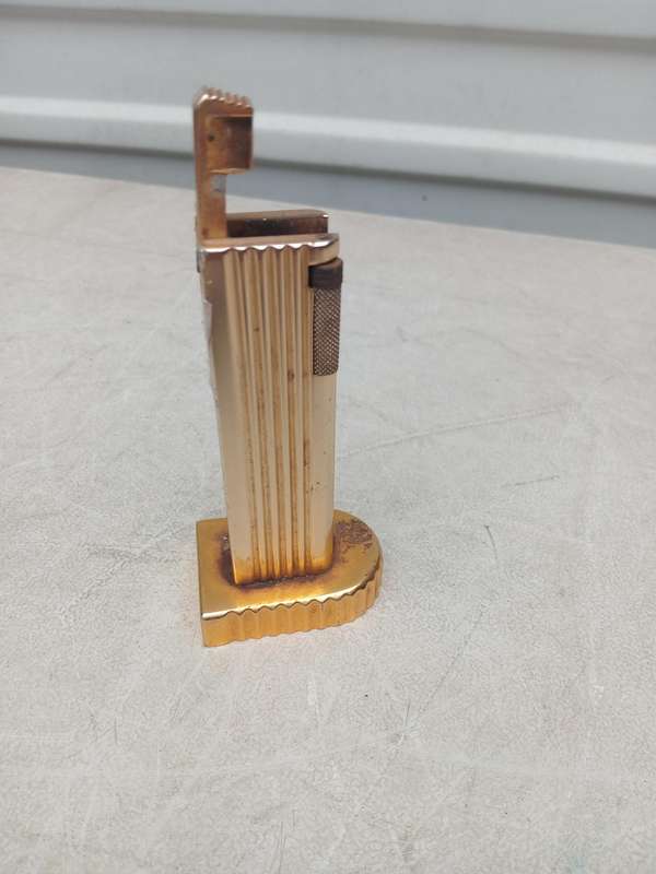 Below golmet tower lighter
