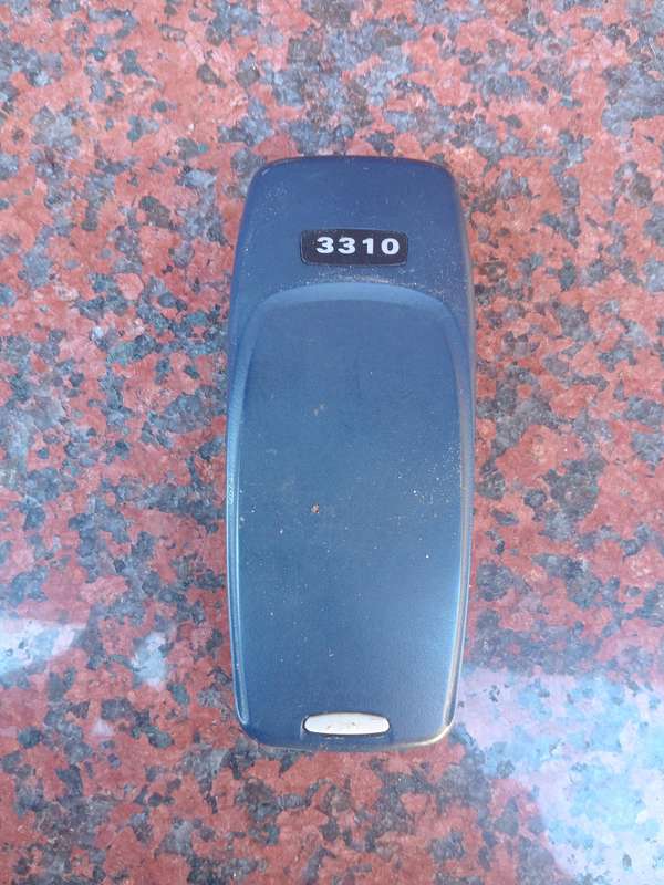 Vintage nokia 3310
