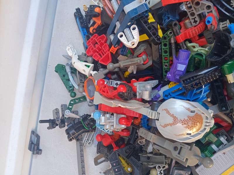 Assorted lego bionicles
