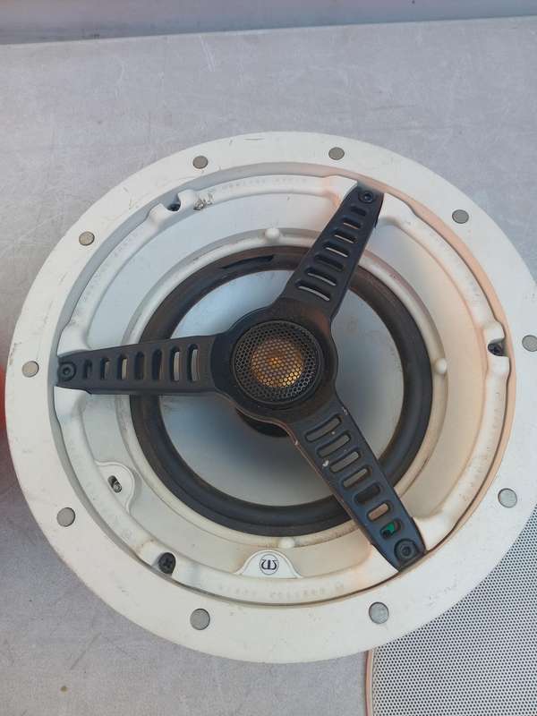 Monitor audio cieling speakers CT165