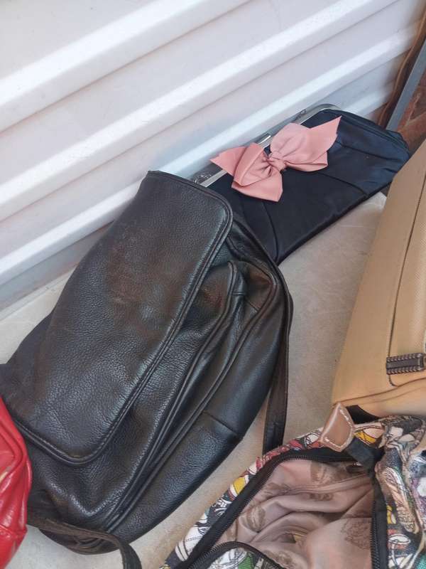 Assorted handbags