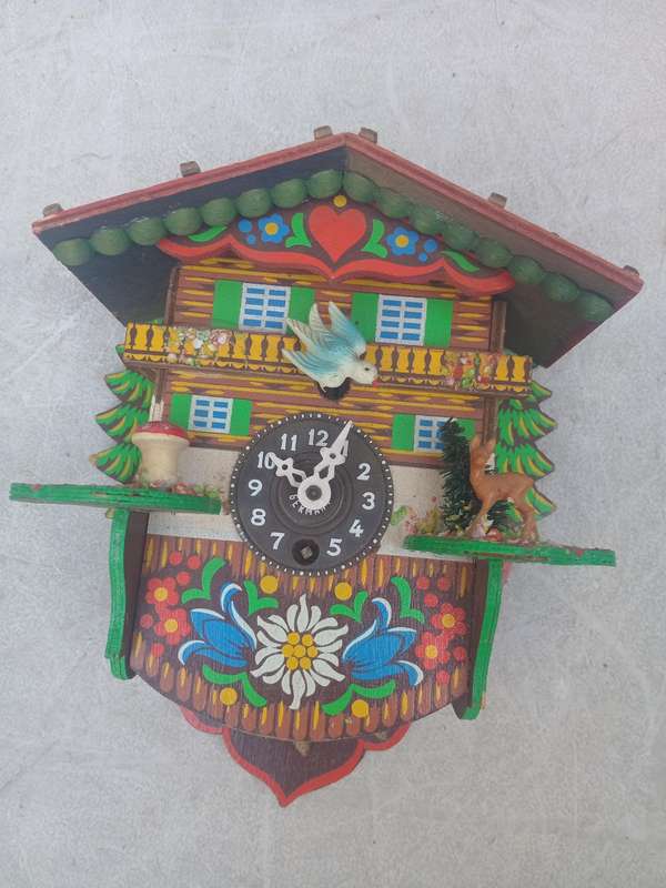 Vintage Miniature cuckoo clock