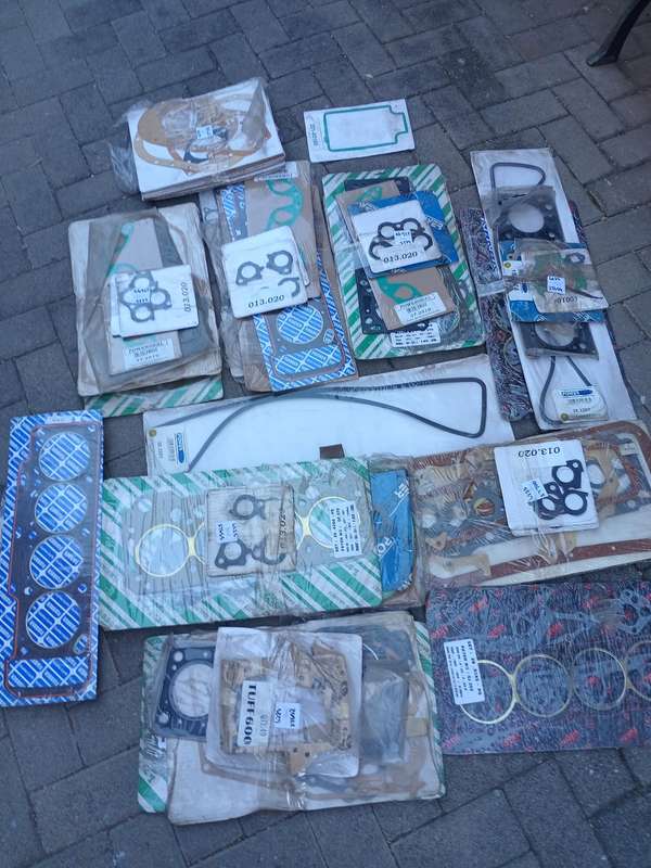 Assorted car gaskets