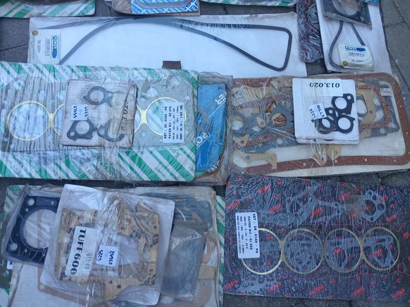 Assorted car gaskets