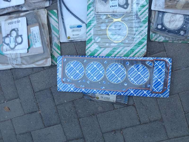 Assorted car gaskets