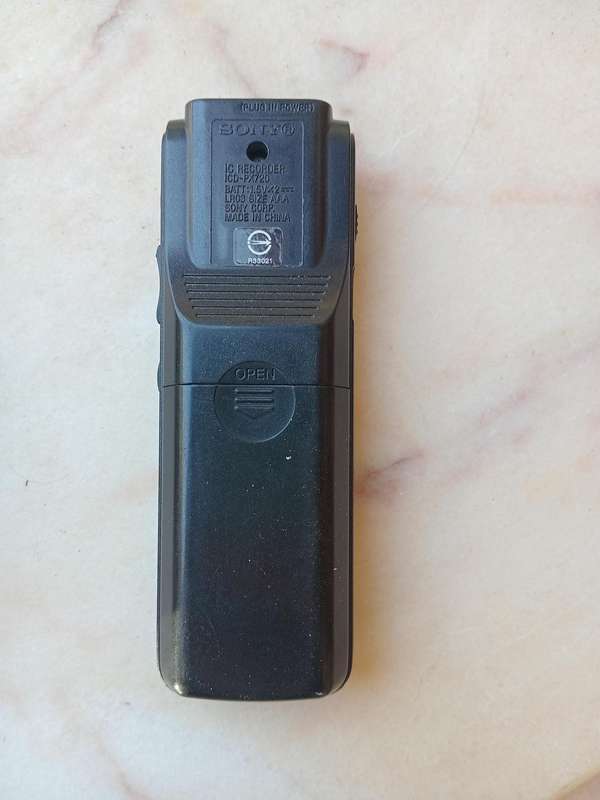 Sony ICD -PX720 digital voice recorder