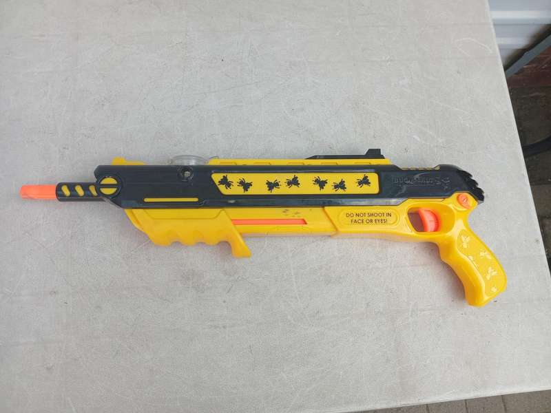 Salt gun