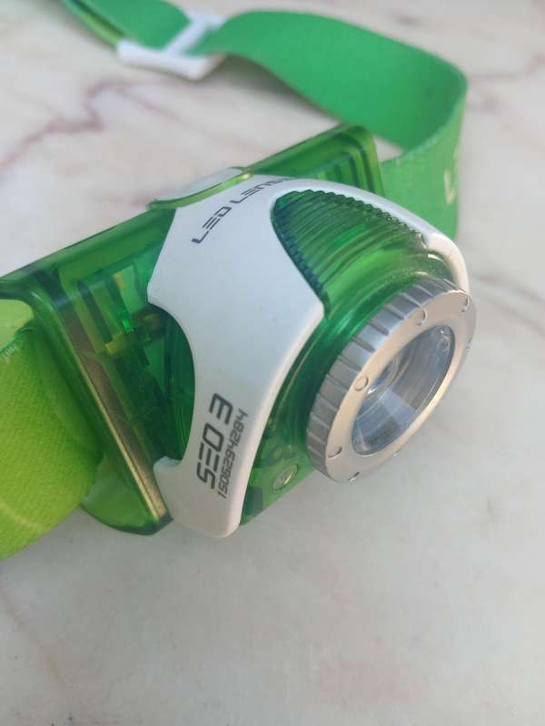LED lenser SE03 headlight