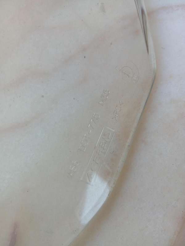 Triumph fairing screen