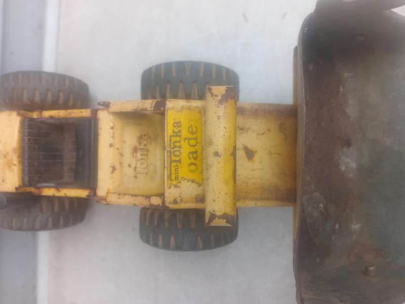 Vintage Tonka mini loader