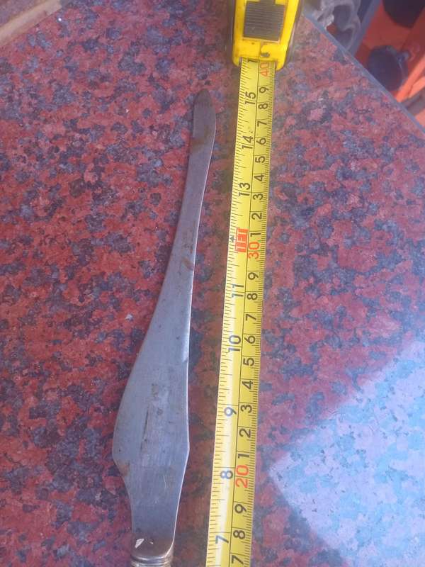 Vintage carfing knife