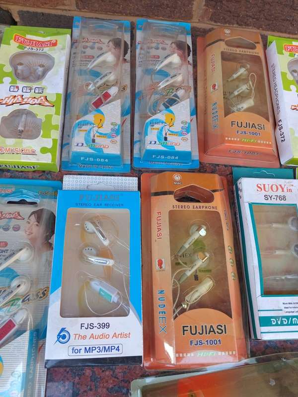 Assorted earphones