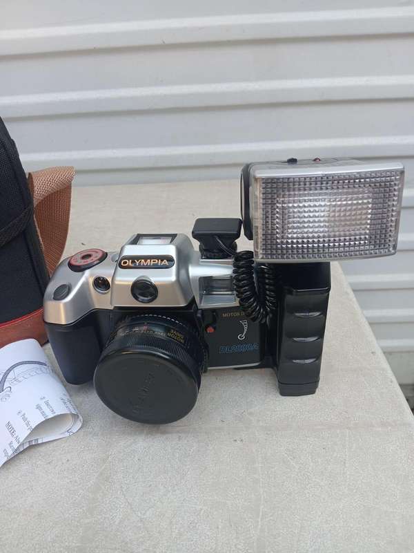 Olympia DL2000A camera