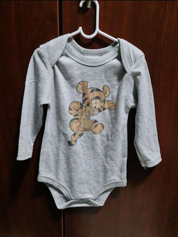 Cuddlesome baby grow