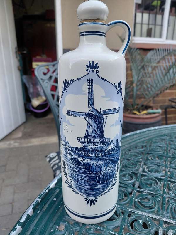 Blue delft bols porcelain bottle