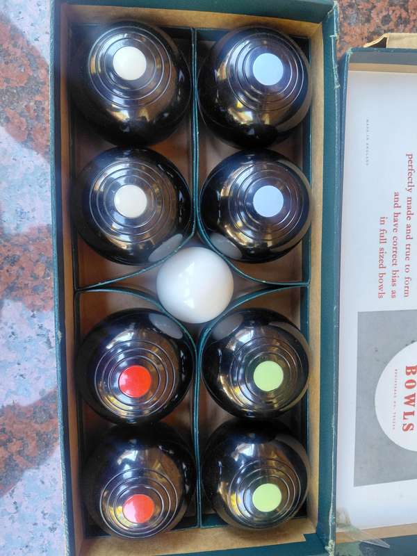 Banda lawn bowls