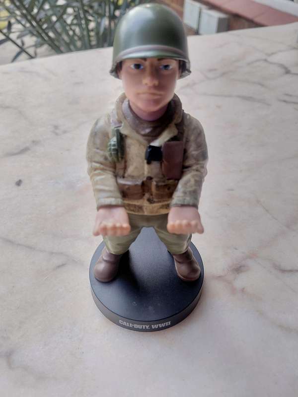 Ww2 limited edition figures