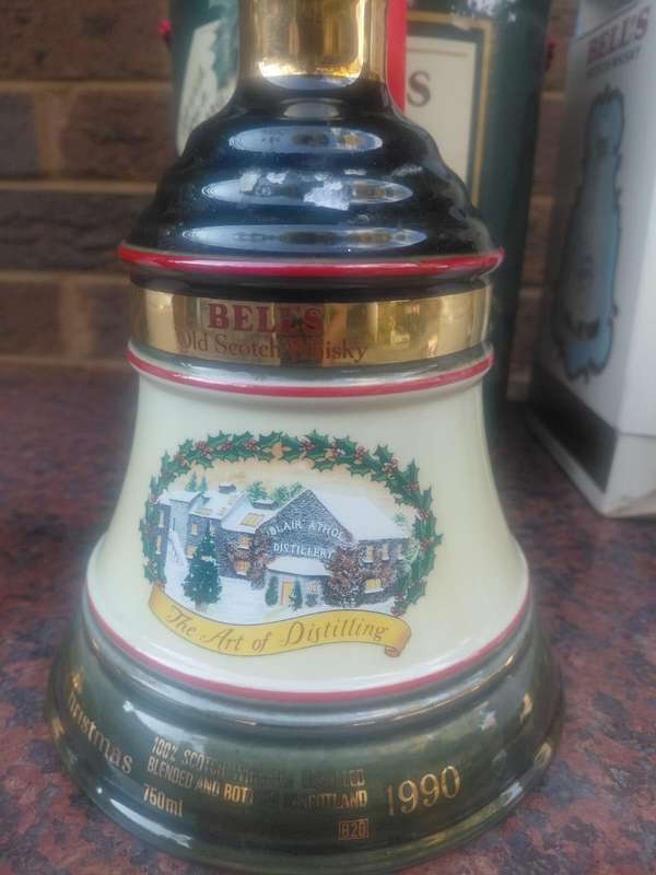 Assorted vintage whiskey decanter
