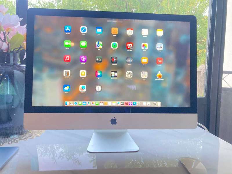 2020 Apple IMac 27 inches Retina 5K Display Quad Core i7 3.8Ghz 40GB RAM Memory 1TB SSD Storage