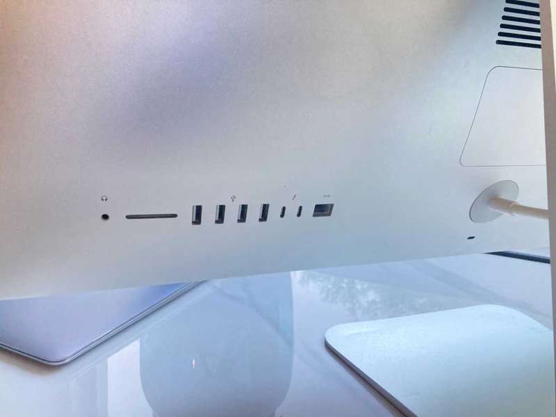 2020 Apple IMac 27 inches Retina 5K Display Quad Core i7 3.8Ghz 40GB RAM Memory 1TB SSD Storage