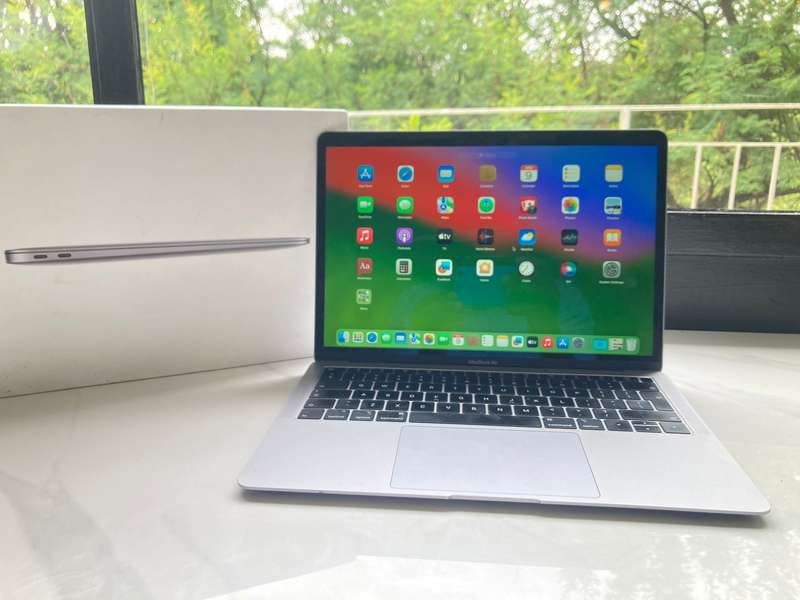 2020 Apple Macbook Air M1 Chip 8GB RAM unified Memory 256GB SSD Storage Space Grey