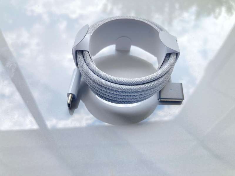 Genuine Brand New Apple USB-C to MagSafe 3 Cable (2m)