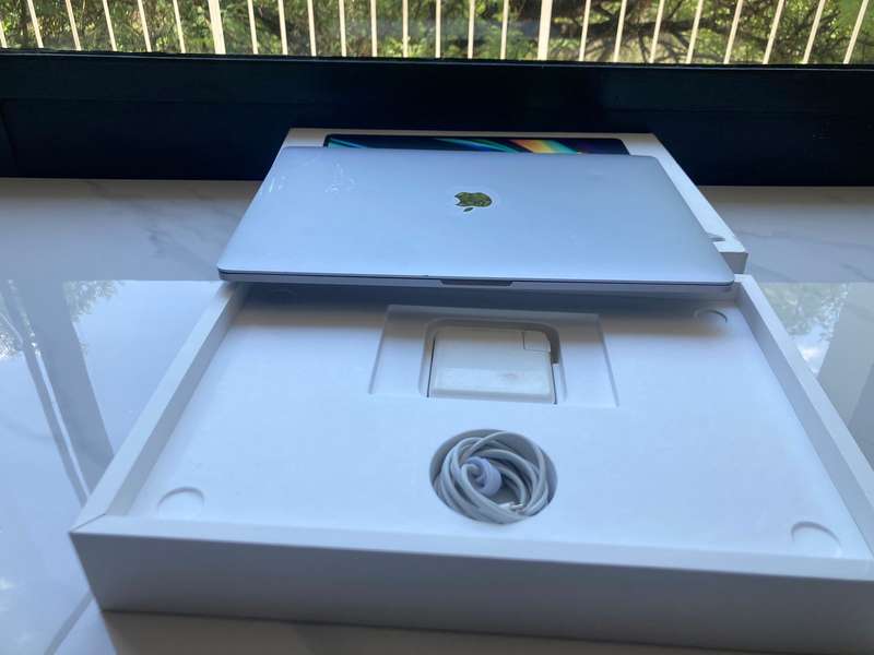 Apple MacBook Pro 16-Inch Retina (2019) Grade B | Excellent Battery Life | With Box and Charger