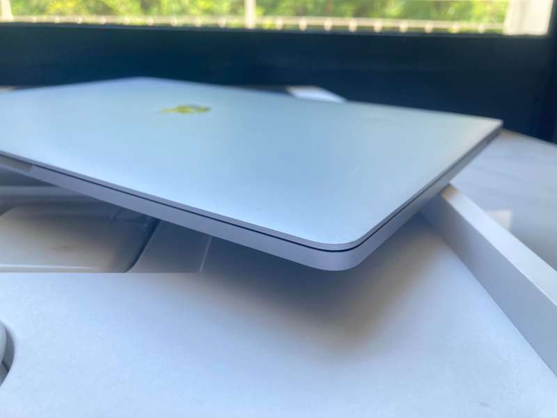 Apple MacBook Pro 16-Inch Retina (2019) Grade B | Excellent Battery Life | With Box and Charger