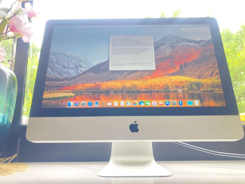 Apple iMac 21.5" (Mid 2011) - Core i5, 8GB RAM, 1TB