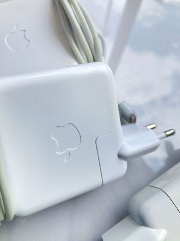 Genuine Apple MagSafe 2 Charger (45W)  Grade A