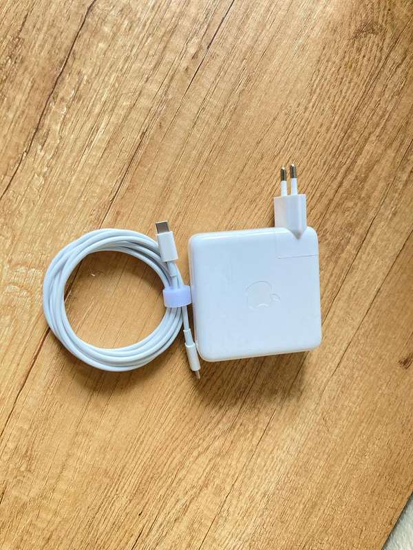 Genuine Apple 61W USB-C Power Adapter