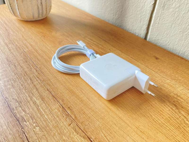 Genuine Apple 61W USB-C Power Adapter