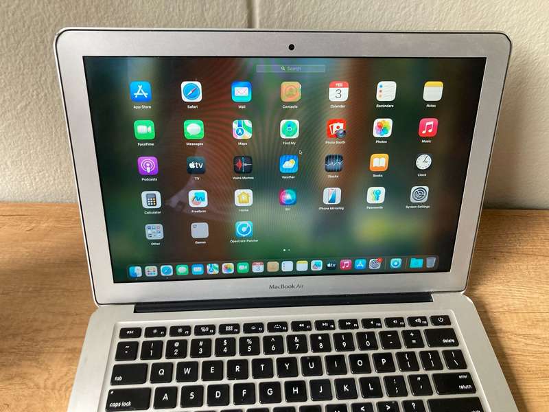 Special Offer  MacBook Air (13-inch, Early 2015)