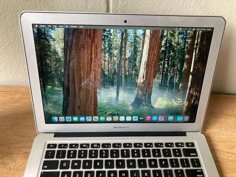 Special Offer  MacBook Air (13-inch, Early 2015)