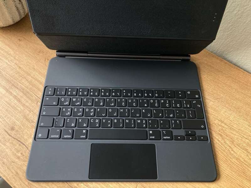 Apple Magic Keyboard for 12.9" iPad Pro (Black) - Good Condition (Used like Brand New)