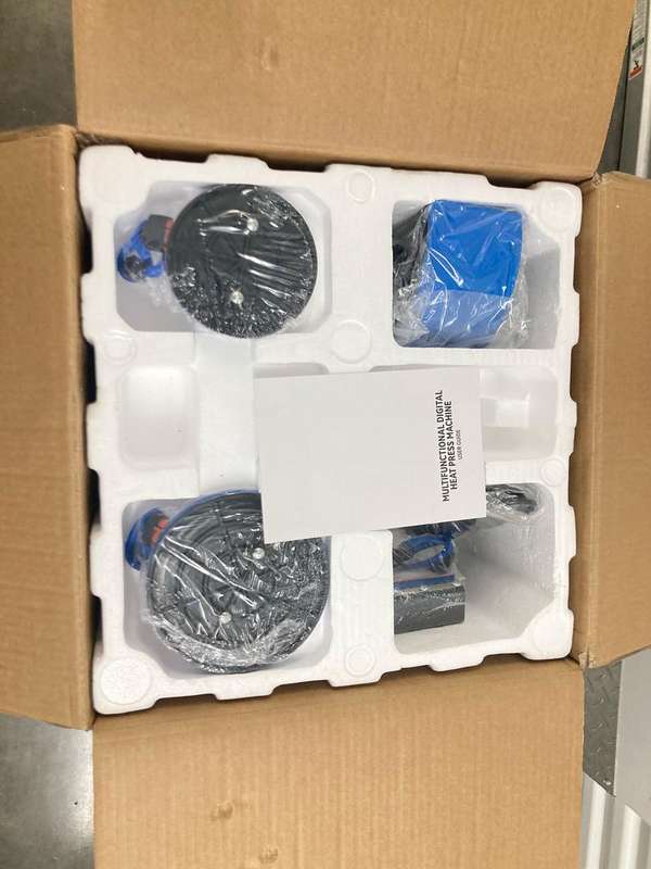 Brand New Heat Press Machine - Multifunctional Heat Transfer Sublimation Machine with 5 attachments