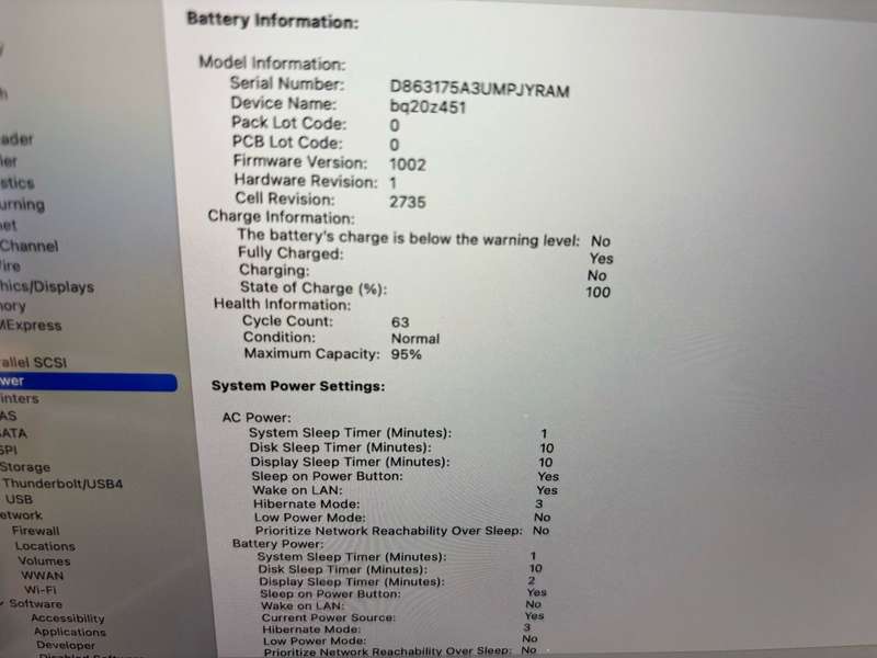 2020 Apple MacBook Air 13" M1 Chip, 8GB RAM, 256GB SSD - Like New, Box & Charger Included